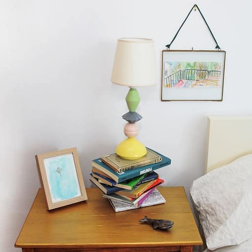 Lámpara equilibrista de cerámica con pantalla
